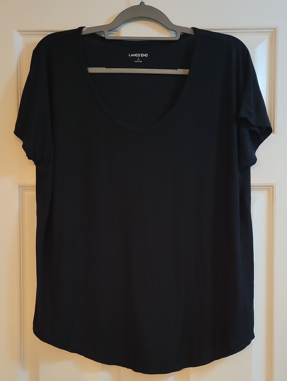 Lands' End Women's Black Scoop Neck Short Sleeve Tee